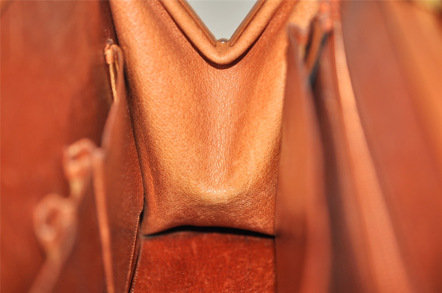 Authentic Louis Vuitton Monogram Sac Vavolet Hand Bag Old Model LV 3945K