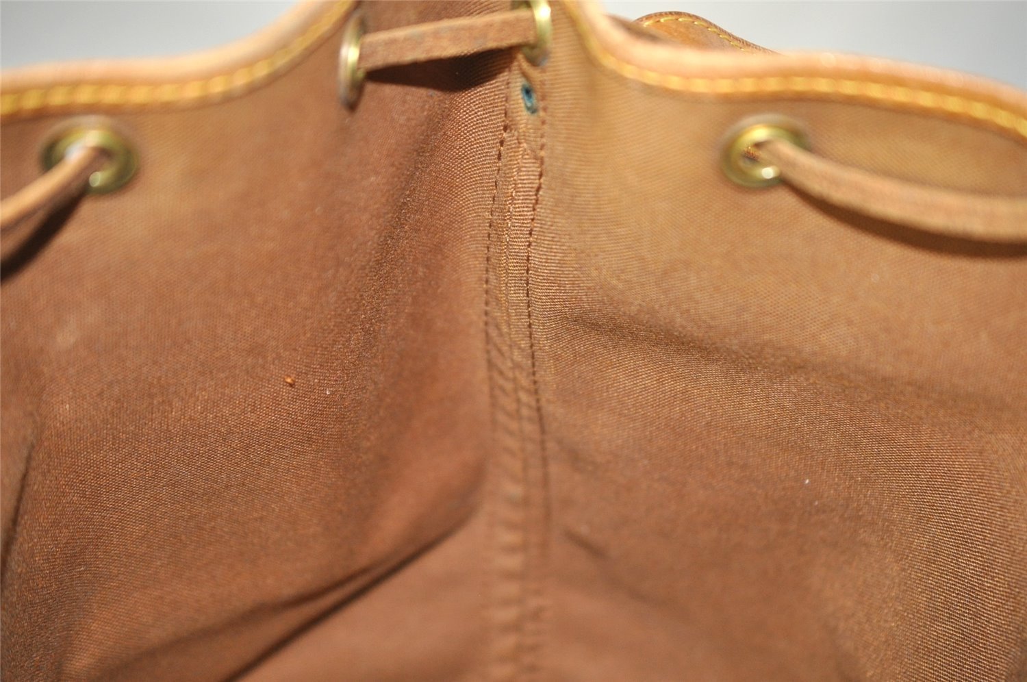 Authentic Louis Vuitton Monogram Petit Noe M42226 Shoulder Drawstring Bag 3950I