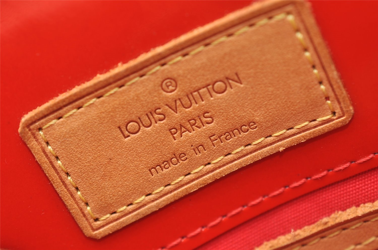 Authentic Louis Vuitton Vernis Reade PM Hand Bag Red M91088 LV 3951I