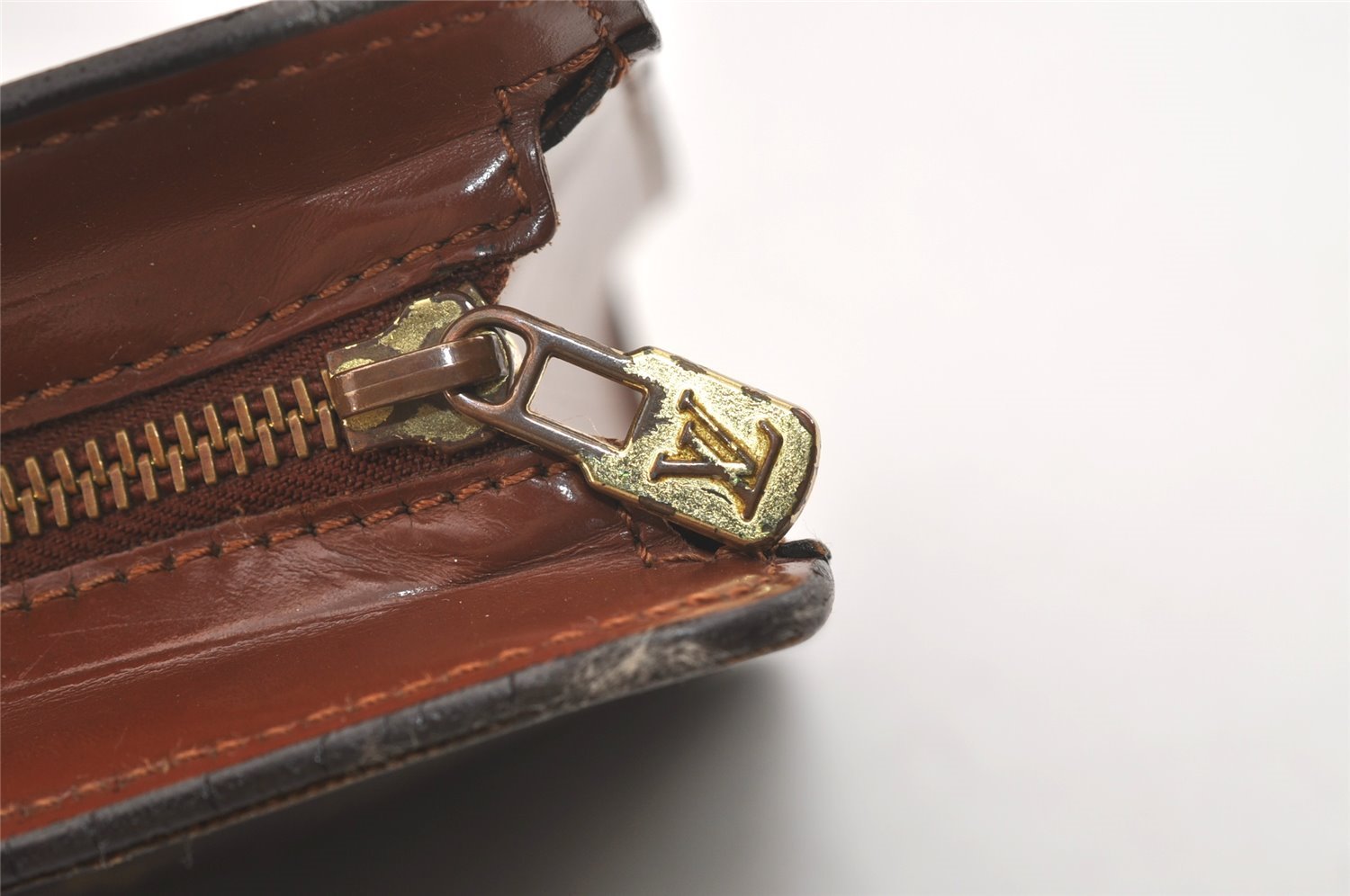 Authentic Louis Vuitton Monogram Pochette Homme Clutch Hand Bag M51795 LV 3952J