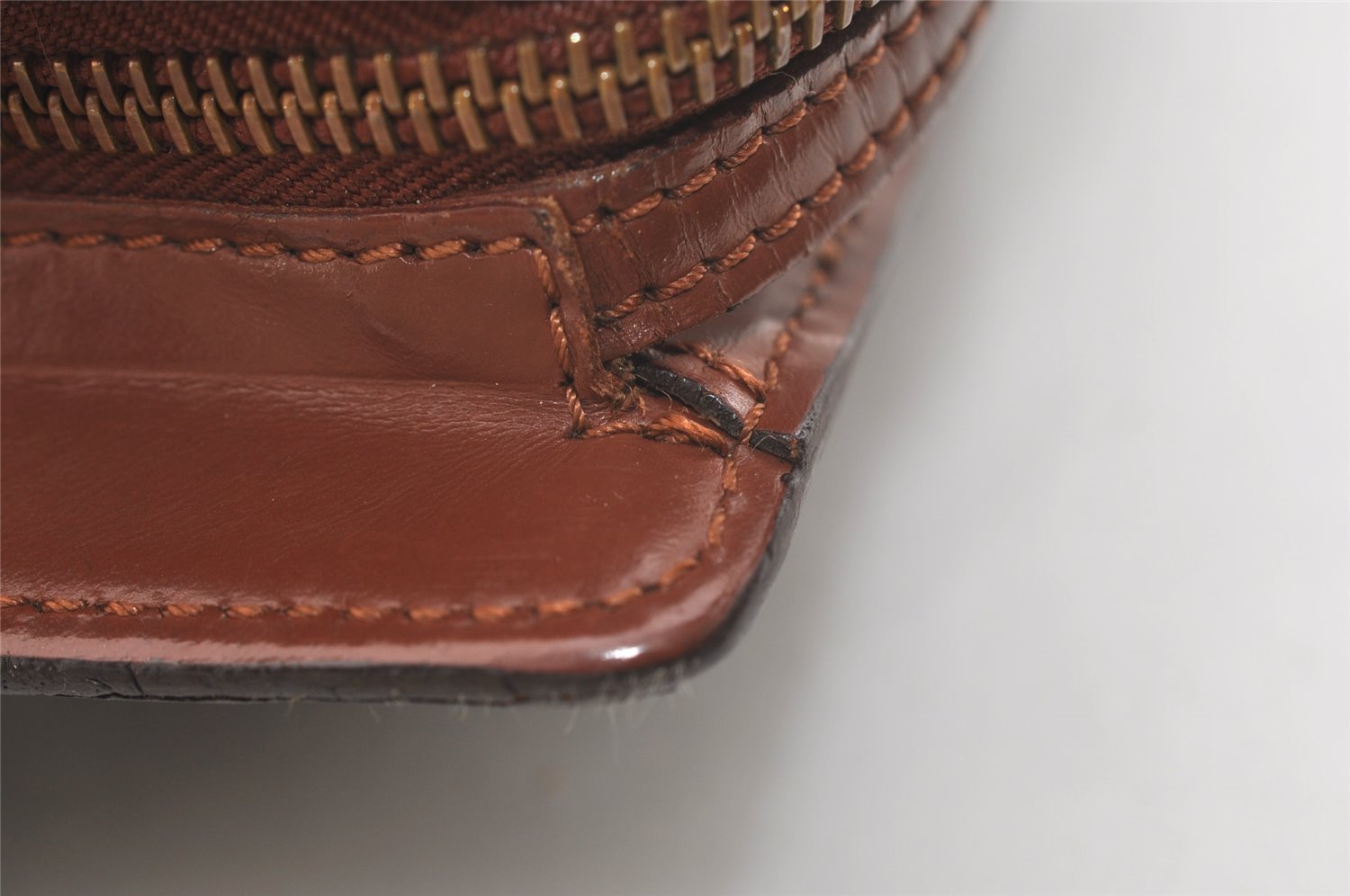 Authentic Louis Vuitton Monogram Pochette Homme Clutch Hand Bag M51795 LV 3952J