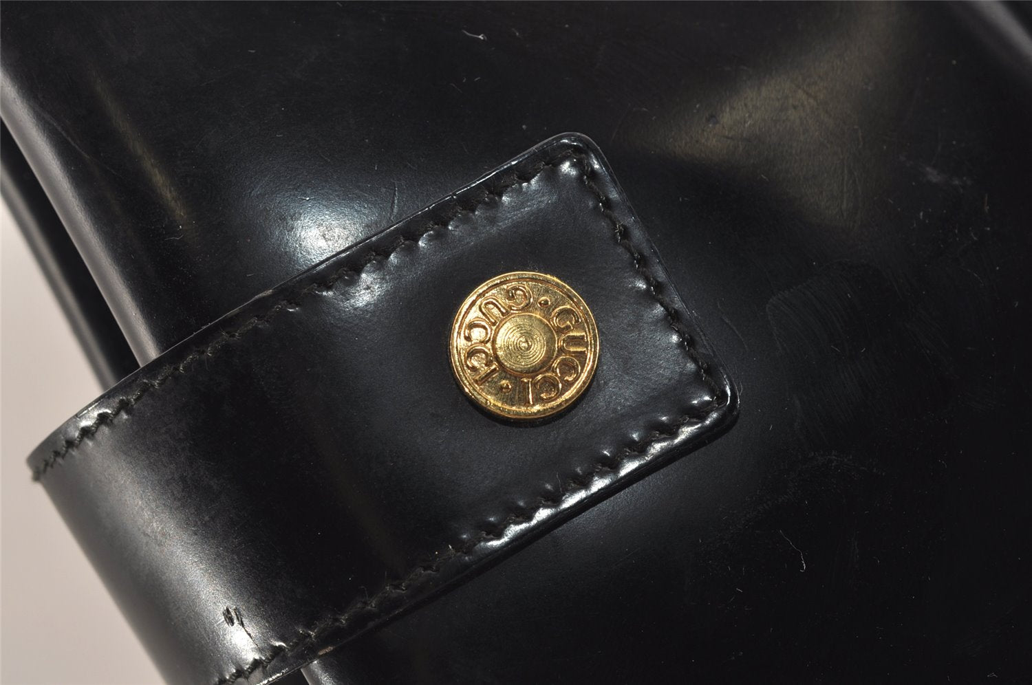 Authentic GUCCI Vintage Bamboo Shoulder Hand Bag Enamel Black Junk 3952K