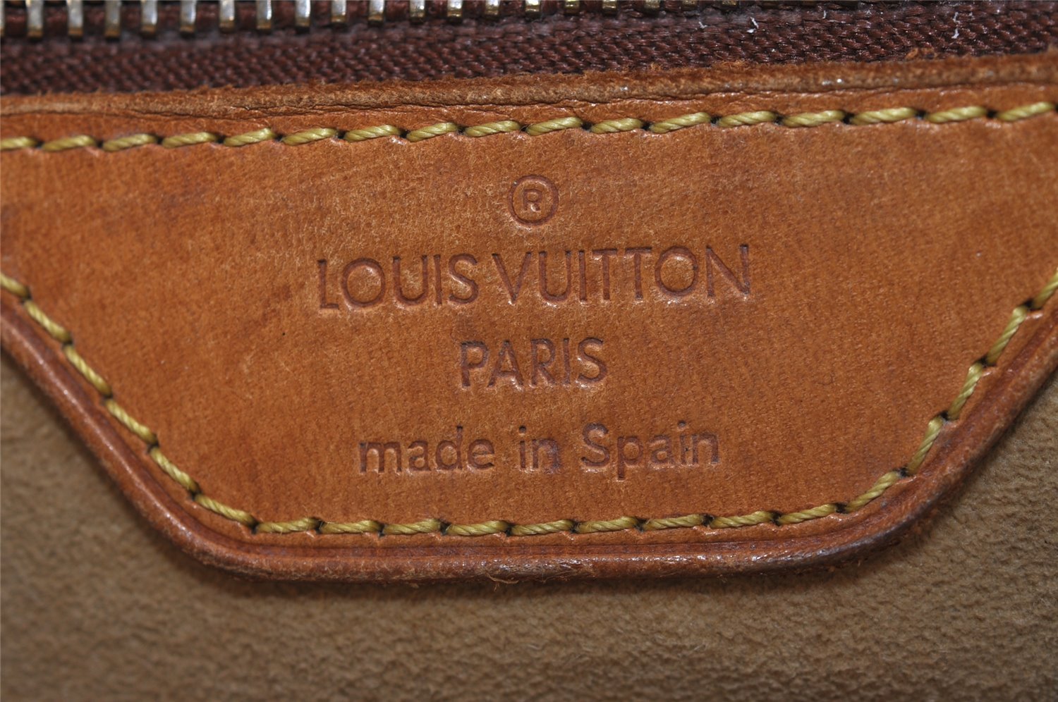 Authentic Louis Vuitton Monogram Looping GM Shoulder Bag M51145 LV 3959J