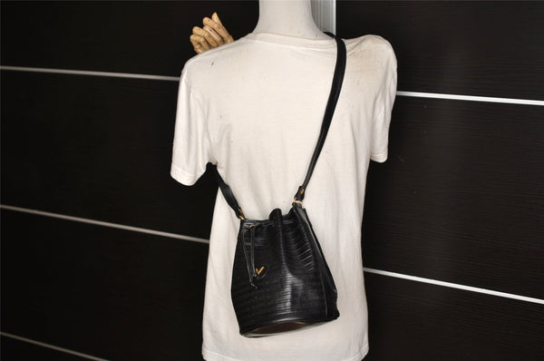 Authentic MARIO VALENTINO Drawstring Shoulder Bag Purse Leather Black 3959K