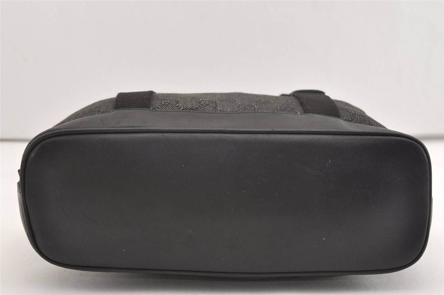 Authentic GUCCI Vintage Hand Tote Bag Purse GG Canvas Leather 92734 Black 3960J