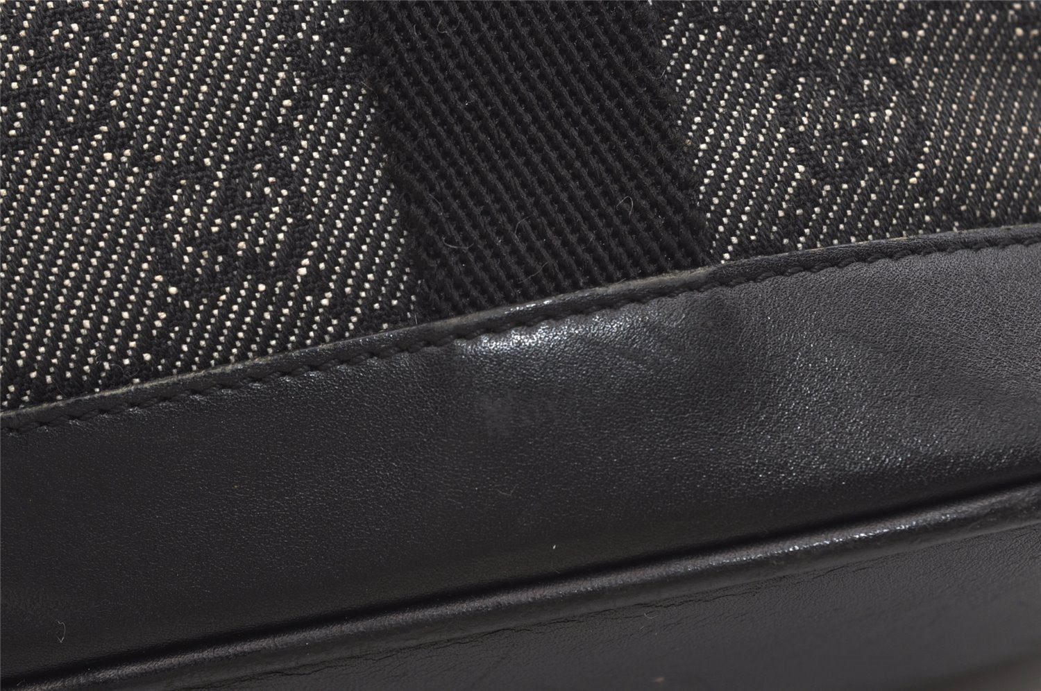 Authentic GUCCI Vintage Hand Tote Bag Purse GG Canvas Leather 92734 Black 3960J