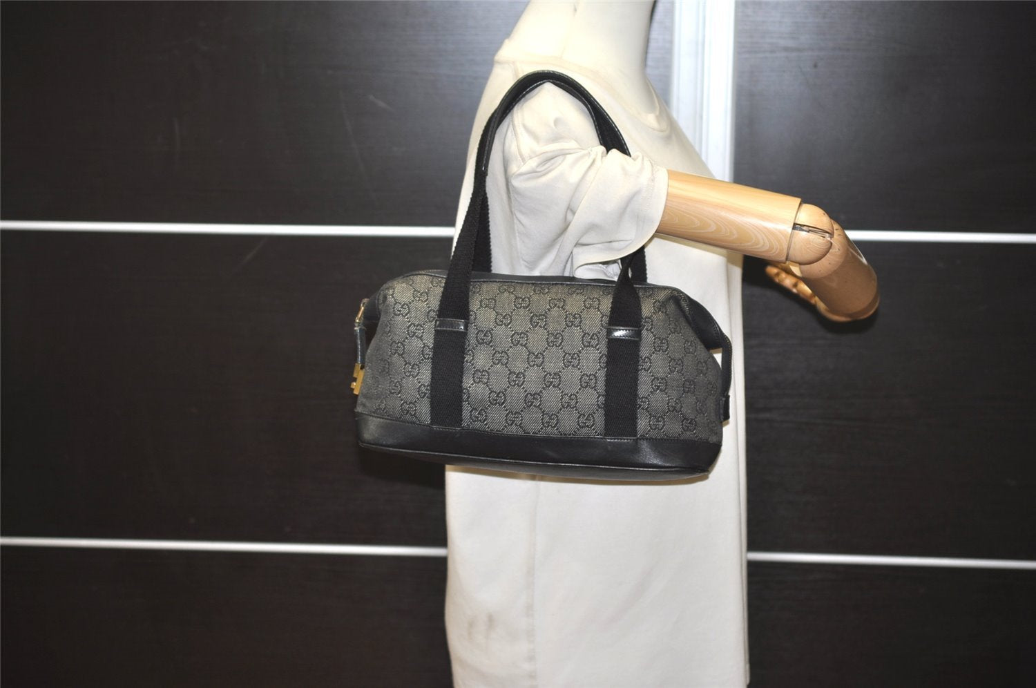 Authentic GUCCI Vintage Hand Tote Bag Purse GG Canvas Leather 92734 Black 3960J