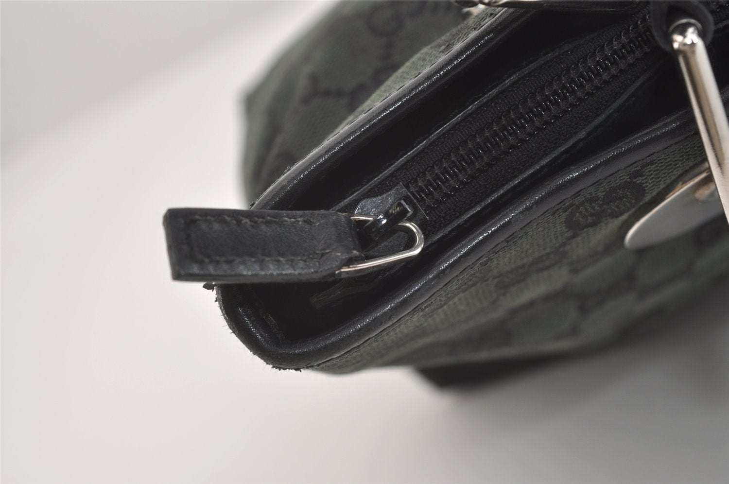 Authentic GUCCI Eclipse Shoulder Tote Bag GG Canvas Leather 285585 Green 3961J