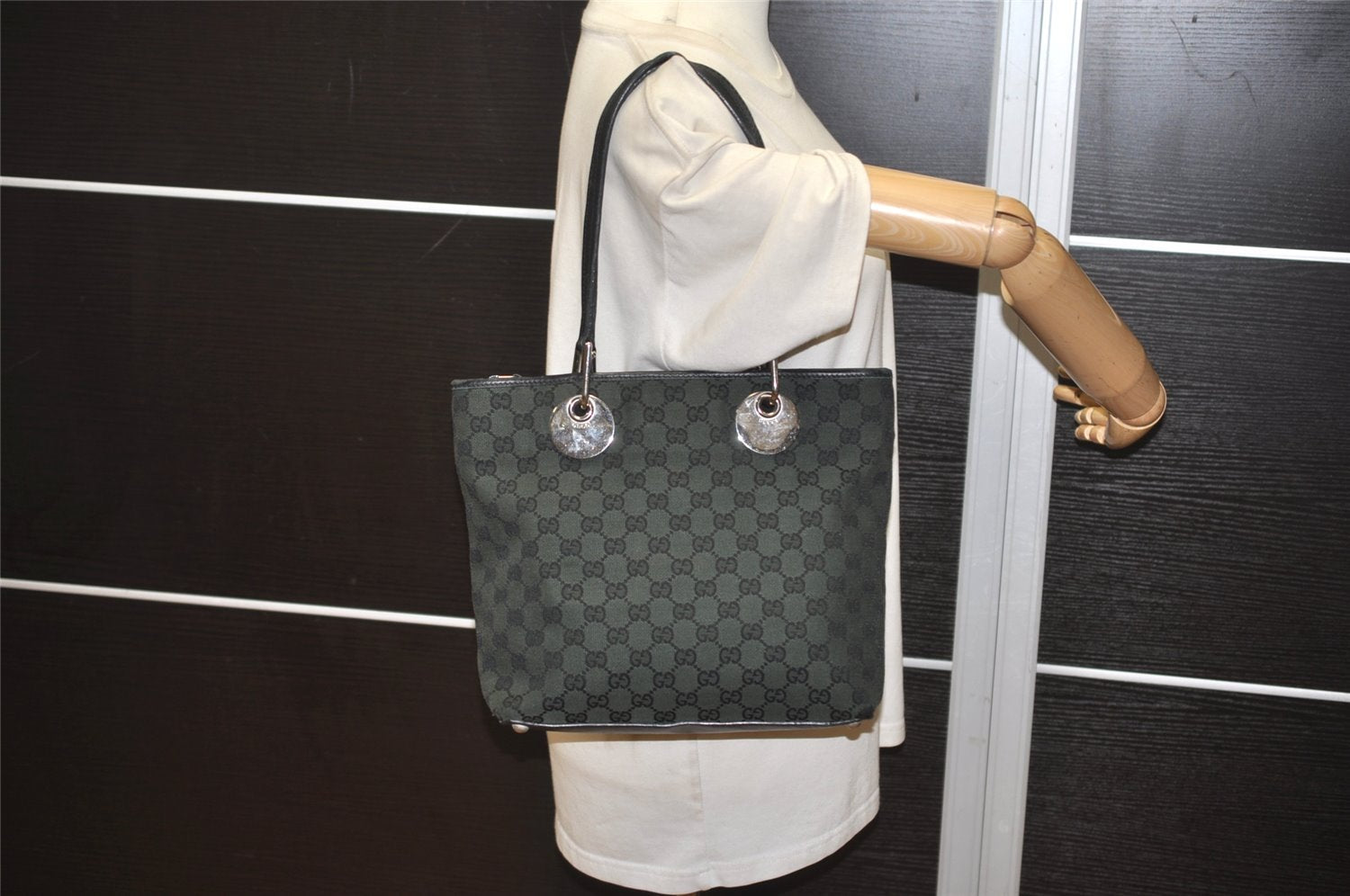 Authentic GUCCI Eclipse Shoulder Tote Bag GG Canvas Leather 285585 Green 3961J