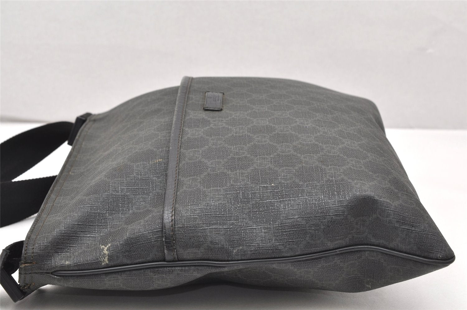 Authentic GUCCI Shoulder Cross Body Bag GG PVC Leather 162904 Black 3961K