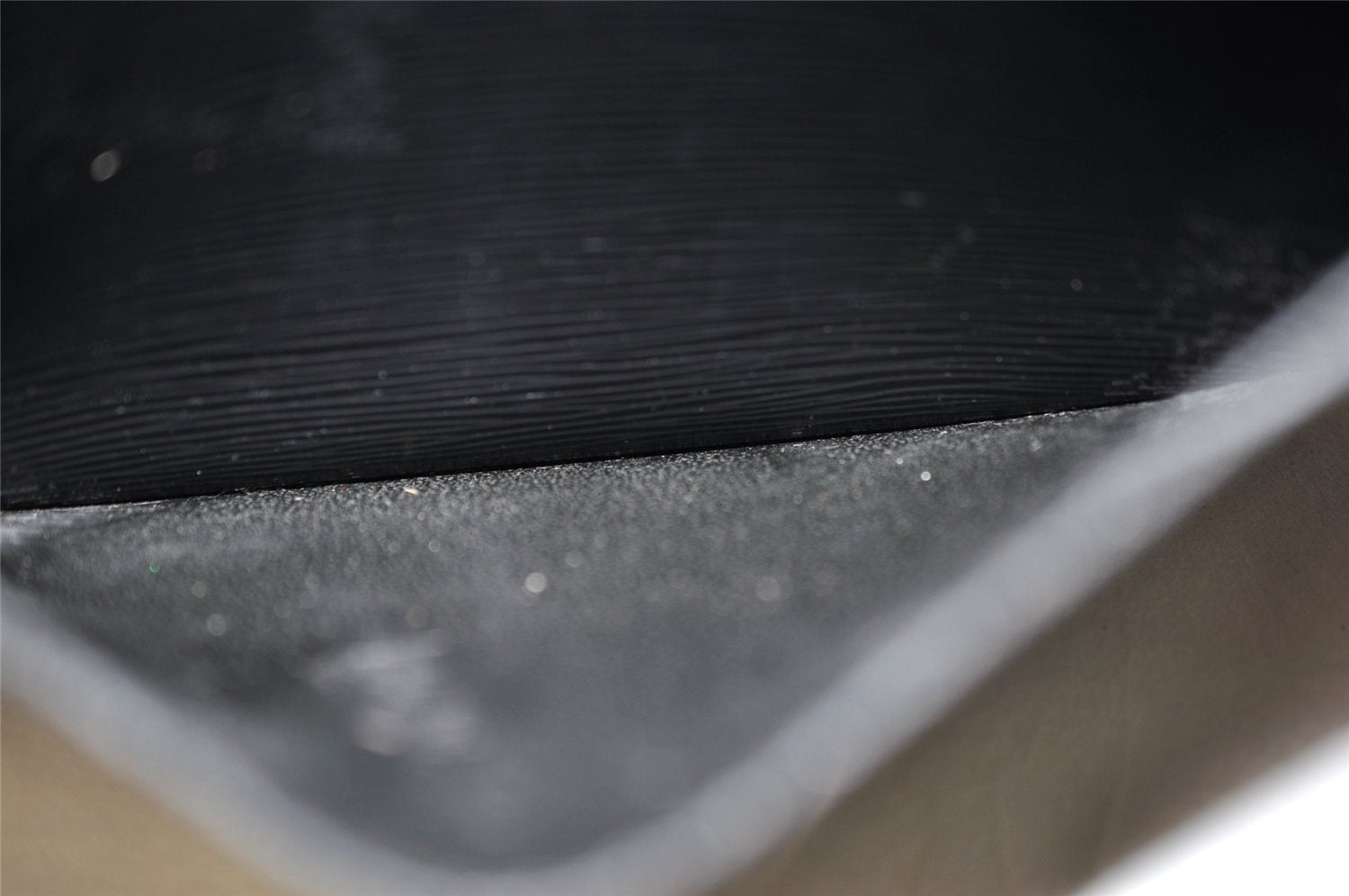 Authentic Louis Vuitton Epi Saint Cloud GM Shoulder Cross Bag M52192 Black 3962K