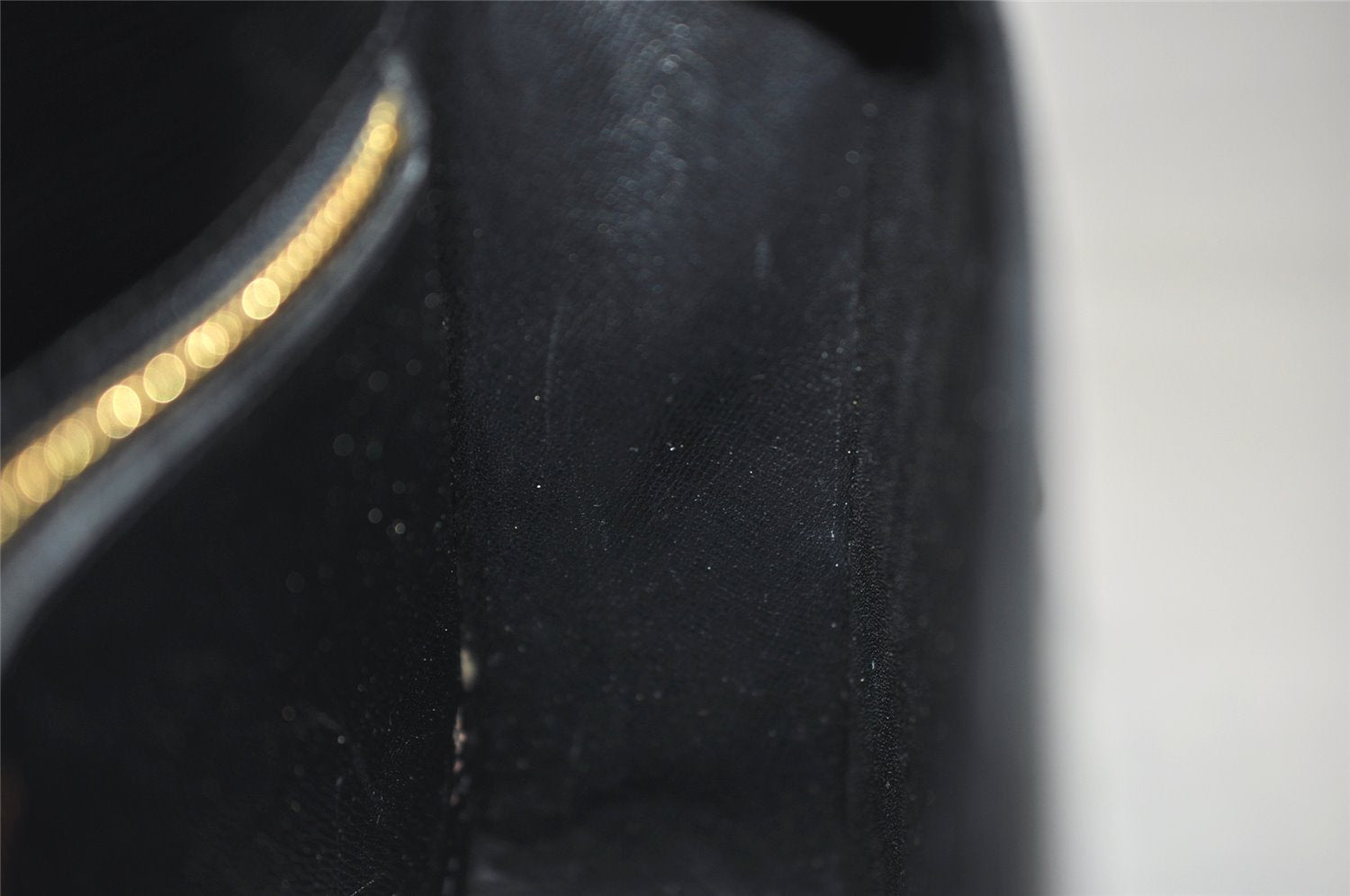 Authentic Louis Vuitton Epi Saint Cloud GM Shoulder Cross Bag M52192 Black 3962K