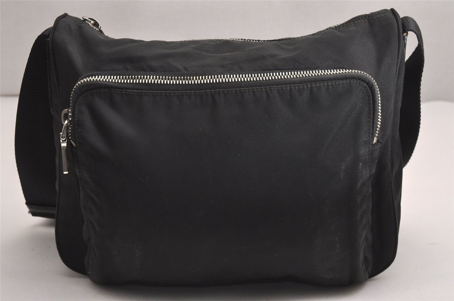 Authentic PRADA Nylon Tessuto Leather Shoulder Cross Body Bag Purse Black 3967J