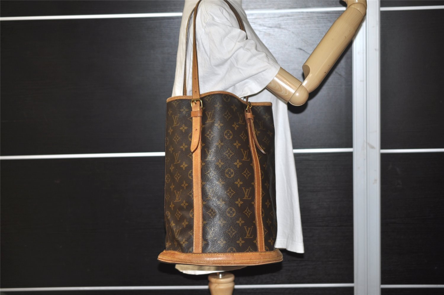 Authentic Louis Vuitton Monogram Bucket GM Shoulder Tote Bag M42236 Junk 3976I
