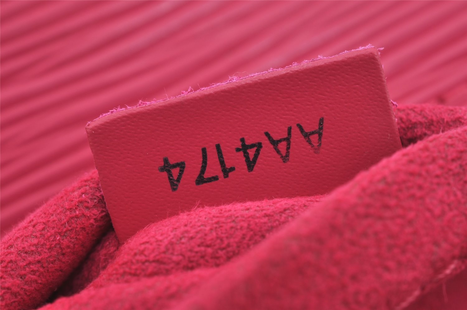 Authentic Louis Vuitton Epi Marly MM 2Way Hand Bag Pink M41282 LV 3979J