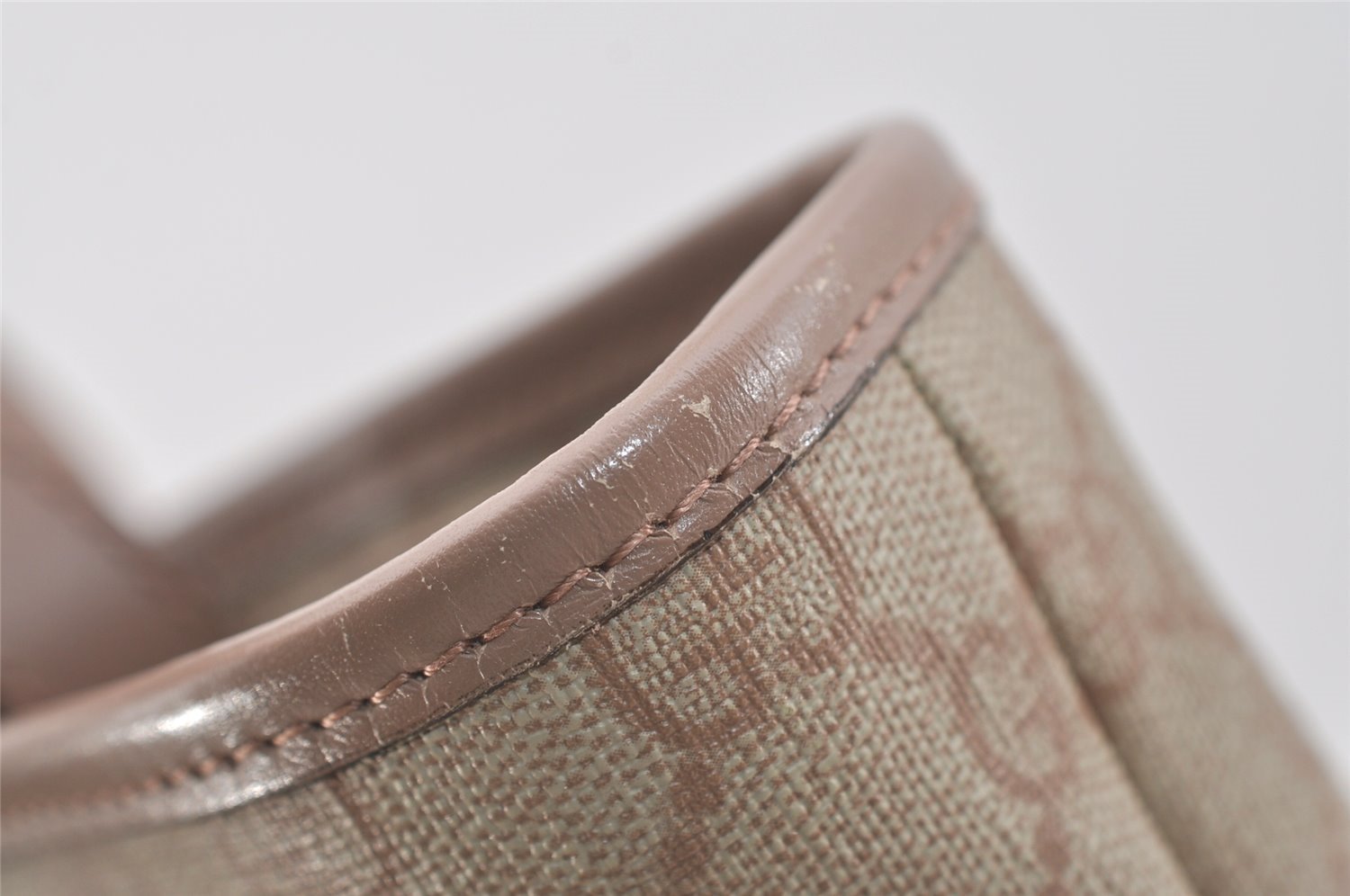 Authentic GUCCI Vintage Shoulder Tote Bag GG PVC Leather 211137 Beige 3980J