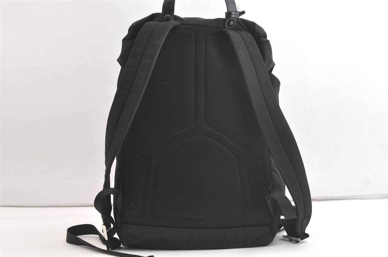 Authentic PRADA Vintage Nylon Tessuto Leather Drawstring Backpack Black 3981K