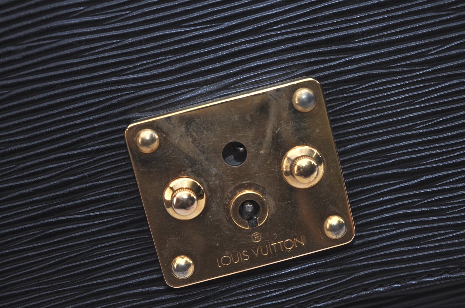 Authentic Louis Vuitton Epi Monceau 2Way Shoulder Hand Bag Black M52122 LV 3994J