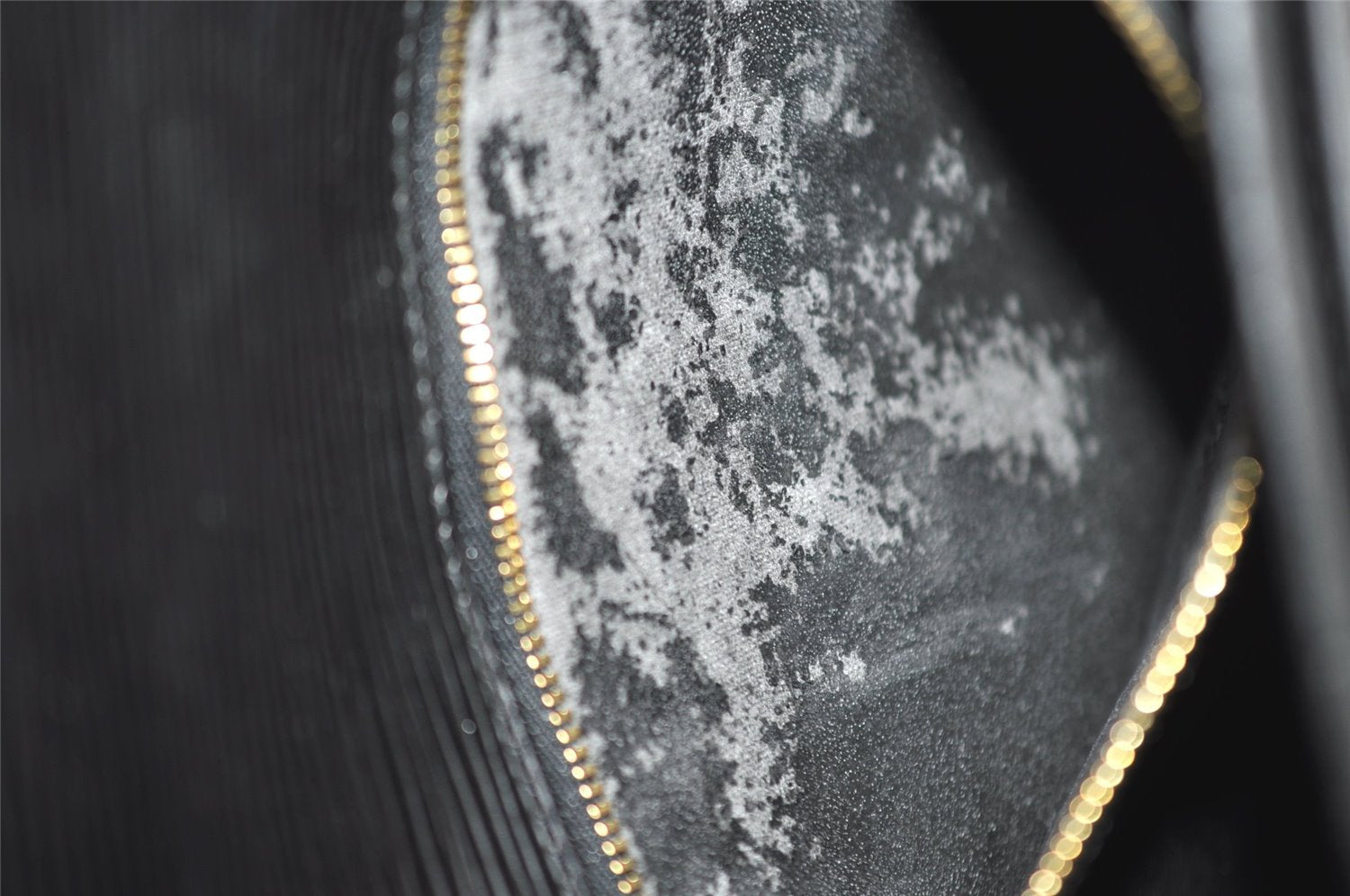 Authentic Louis Vuitton Epi Monceau 2Way Shoulder Hand Bag Black M52122 LV 3994J