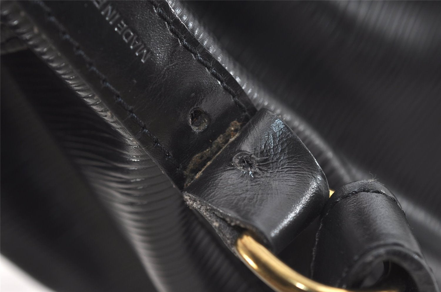 Authentic Louis Vuitton Epi Petit Noe Shoulder Drawstring Bag M59012 Black 3997J