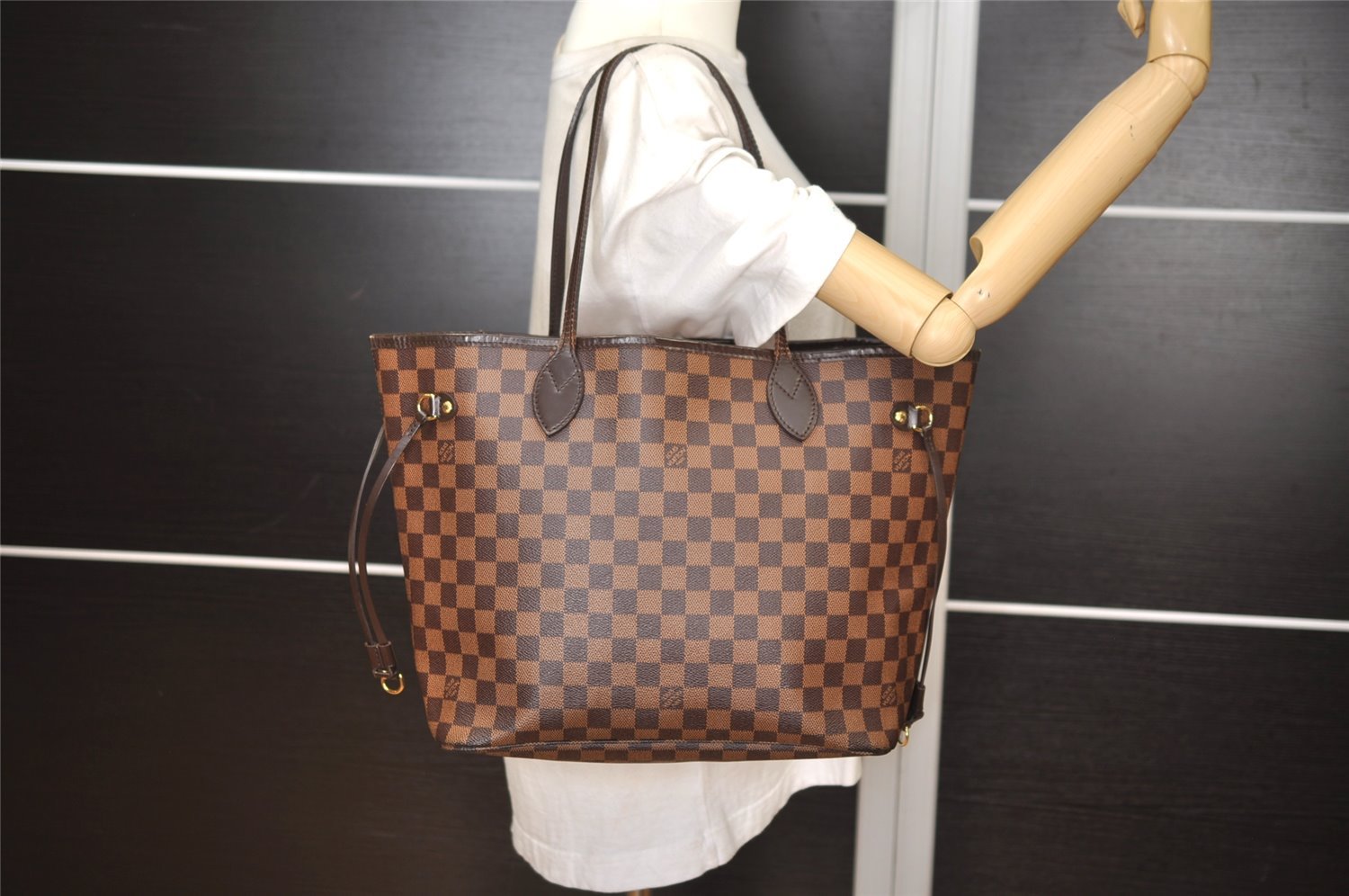 Authentic Louis Vuitton Damier Neverfull MM Shoulder Tote Bag N51105 LV 3998J