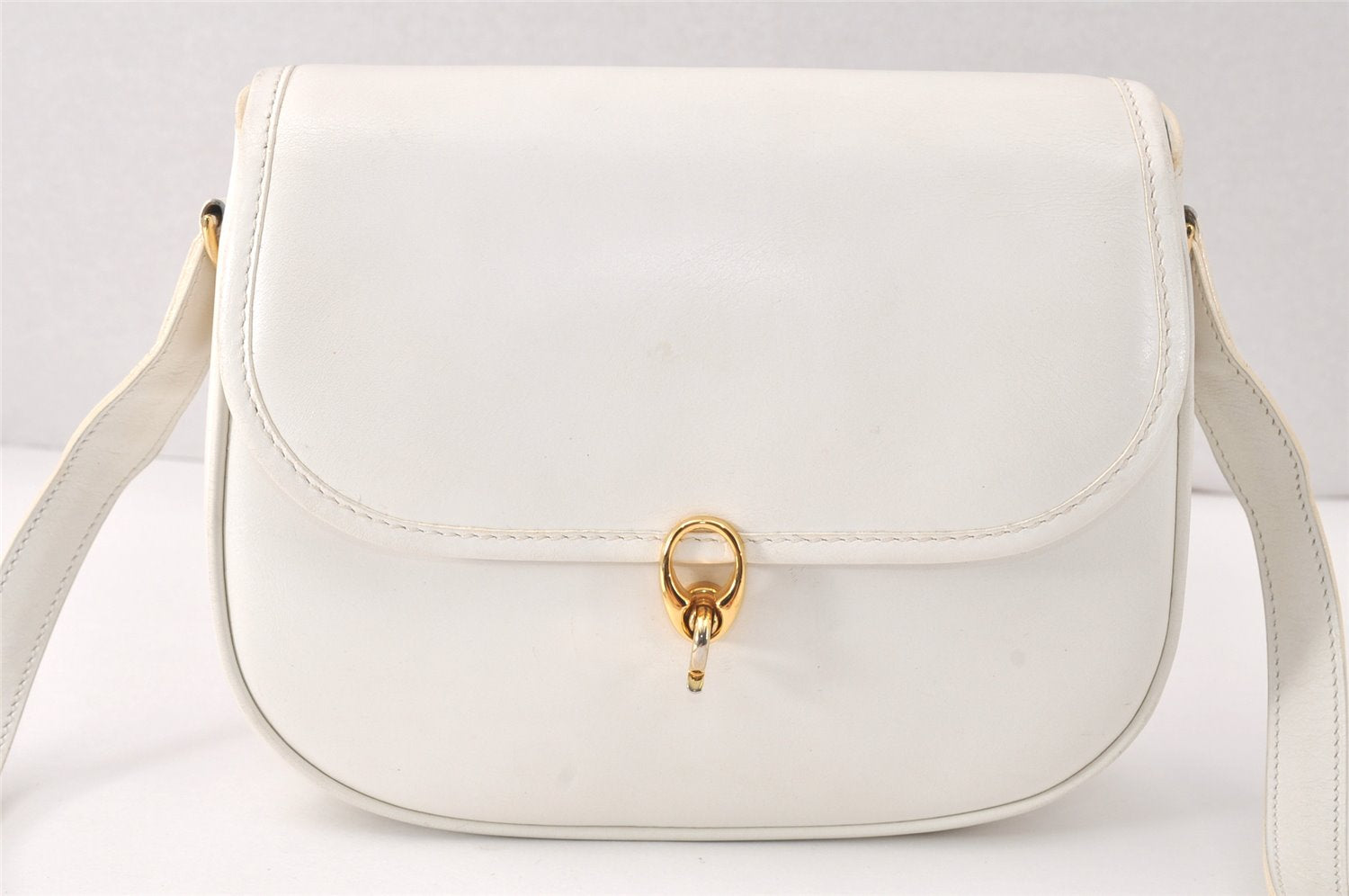 Authentic CELINE Vintage Shoulder Cross Body Bag Purse Leather White 3998K