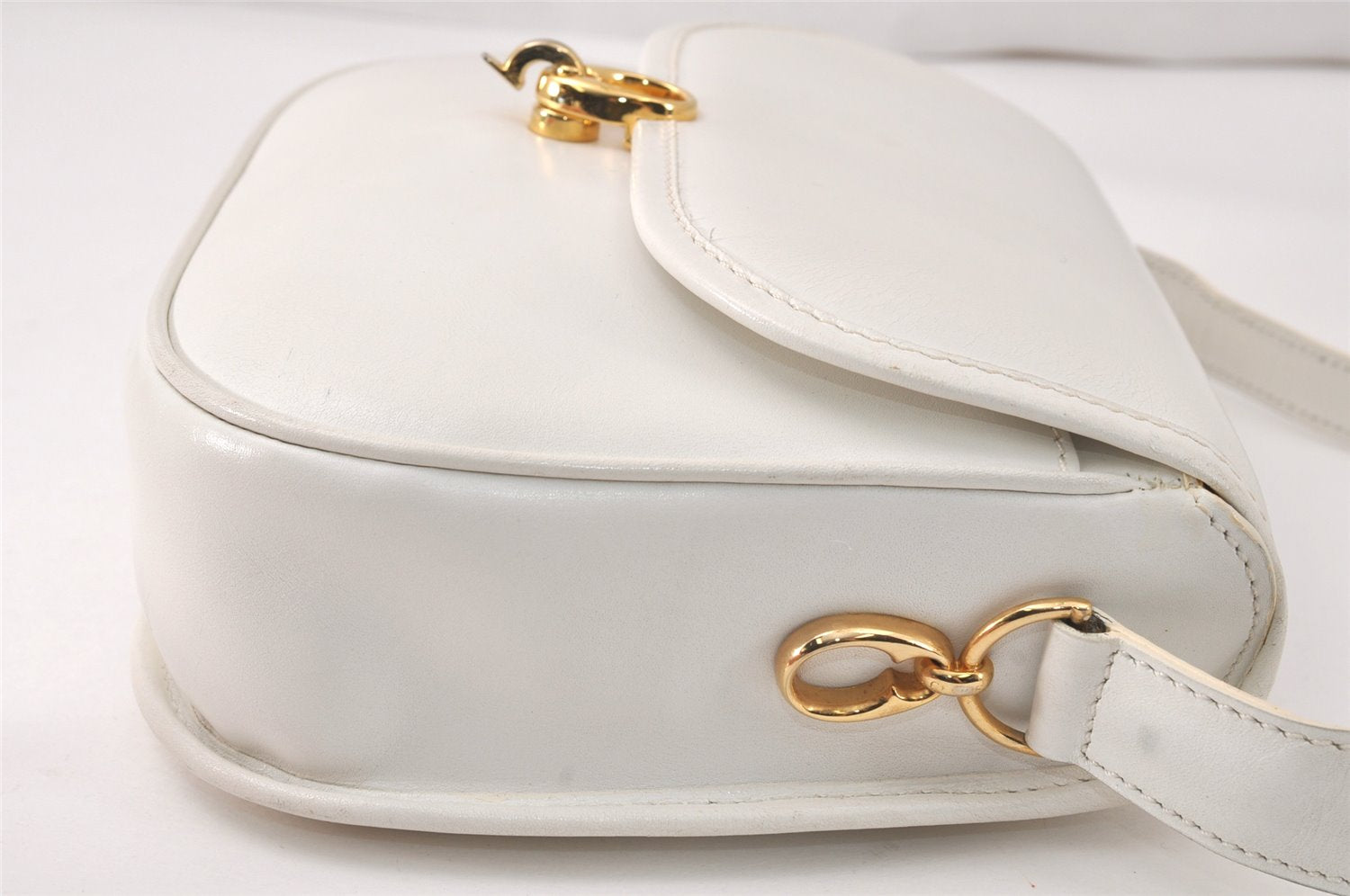 Authentic CELINE Vintage Shoulder Cross Body Bag Purse Leather White 3998K