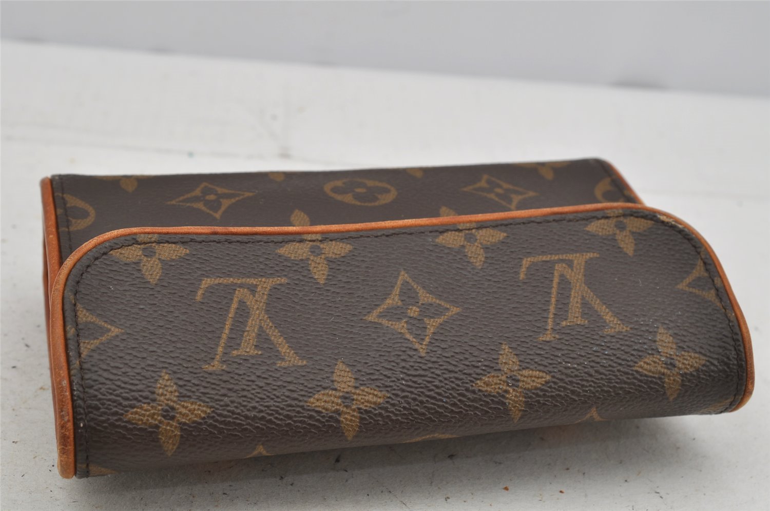 Auth Louis Vuitton Monogram Pochette Florentine Pouch Waist Bag M51855 LV 3999J