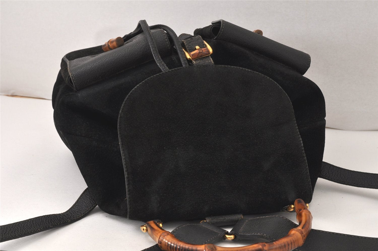 Authentic GUCCI Vintage Bamboo Drawstring Backpack Suede Leather Black 4001K