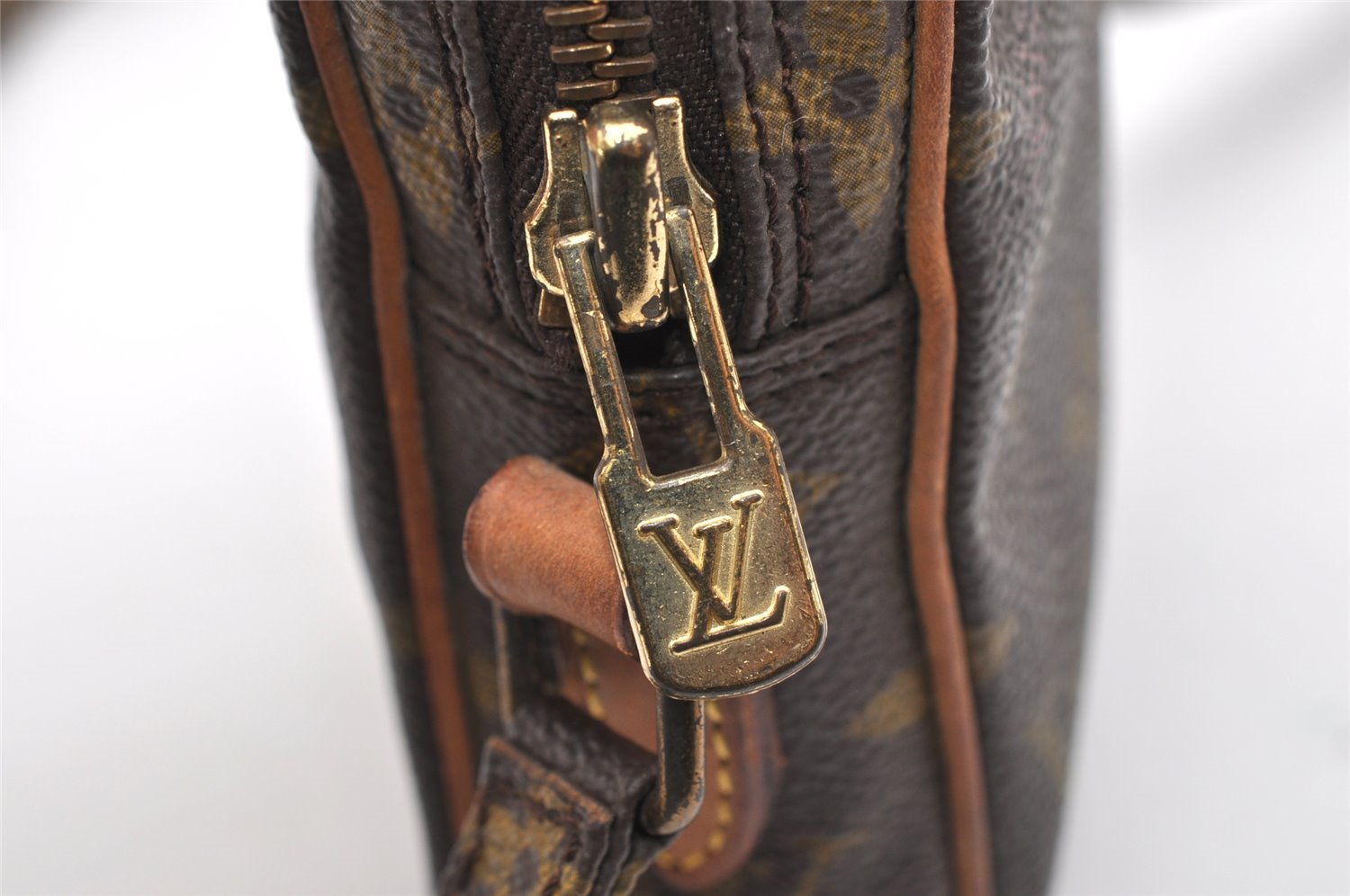 Auth Louis Vuitton Monogram Mini Poche Danube Shoulder Cross Bag M45268 LV 4004K