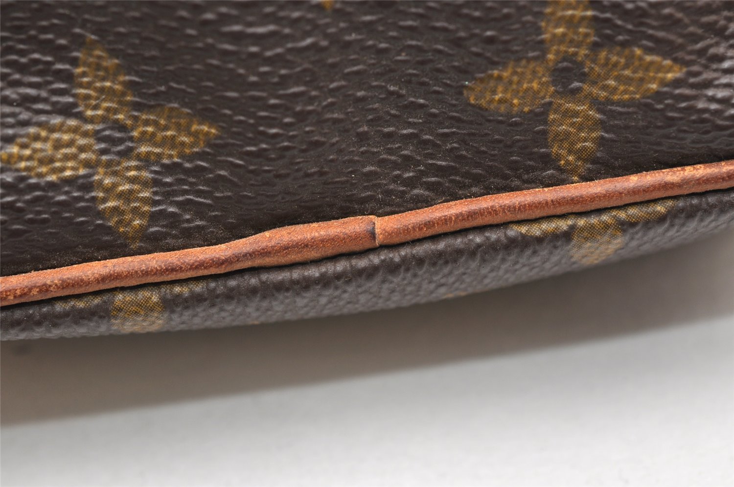 Auth Louis Vuitton Monogram Mini Poche Danube Shoulder Cross Bag M45268 LV 4004K