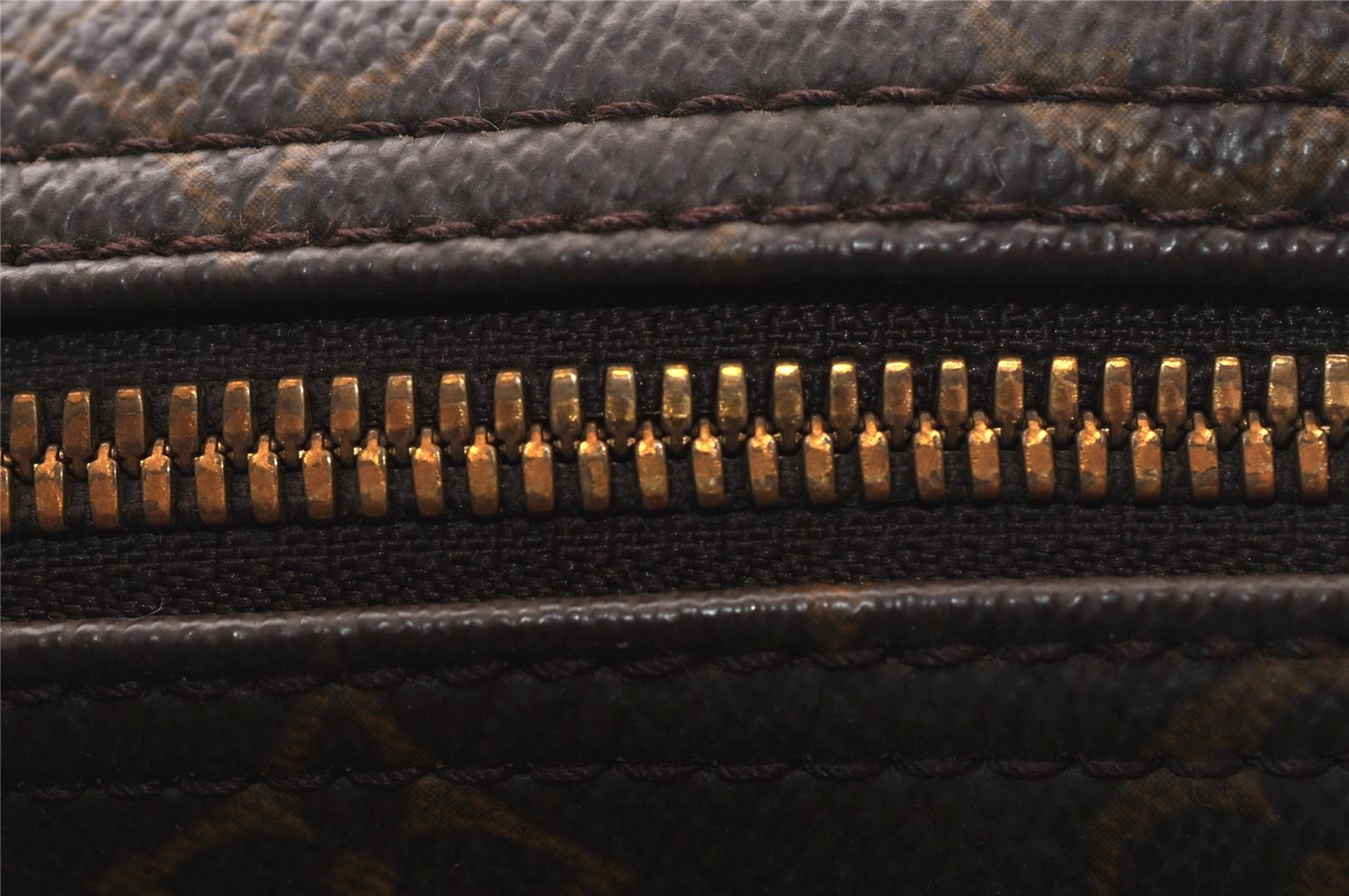 Authentic Louis Vuitton Monogram Reporter GM Shoulder Cross Bag M45252 LV 4005I