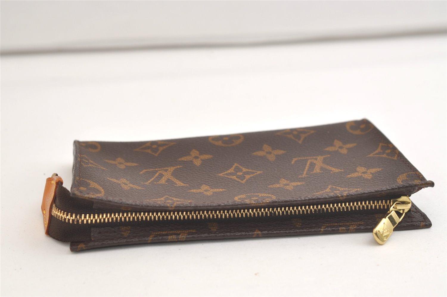 Authentic Louis Vuitton Monogram Pouch For Bucket PM LV 4010K