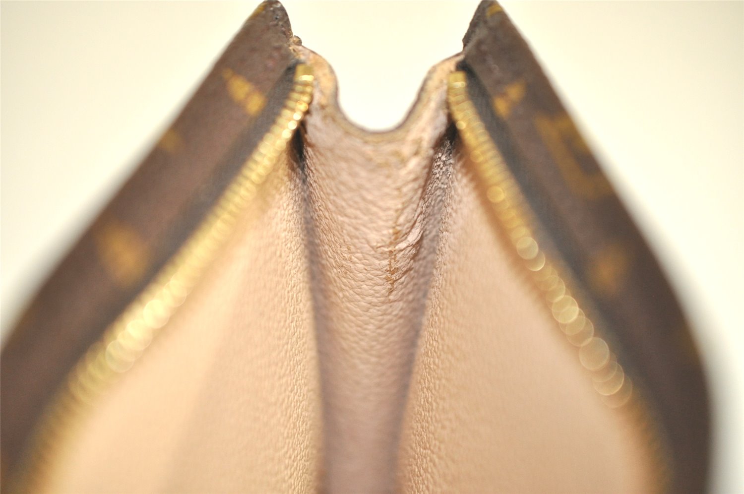 Authentic Louis Vuitton Monogram Pouch For Bucket PM LV 4010K