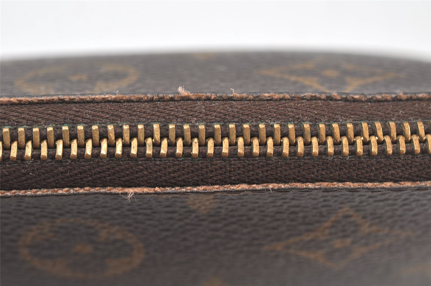 Authentic Louis Vuitton Monogram Pochette Cosmetic Pouch M47515 LV 4012K