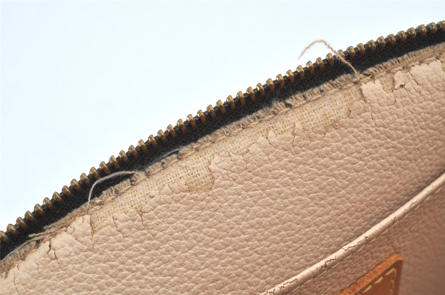 Authentic Louis Vuitton Monogram Pochette Cosmetic Pouch M47515 LV 4012K