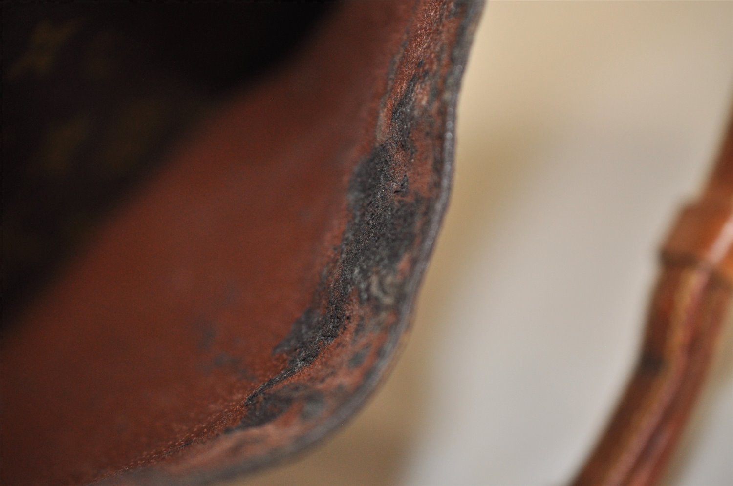 Authentic Louis Vuitton Monogram Saint Cloud GM M51242 Shoulder Bag Junk 4013I