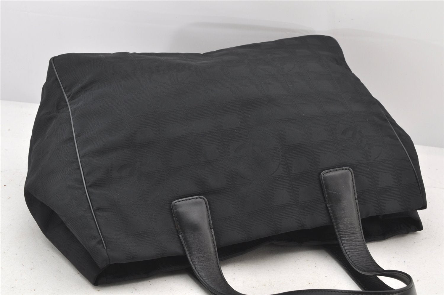 Authentic CHANEL New Travel Line Tote Bag Nylon Leather Black Junk 4013K
