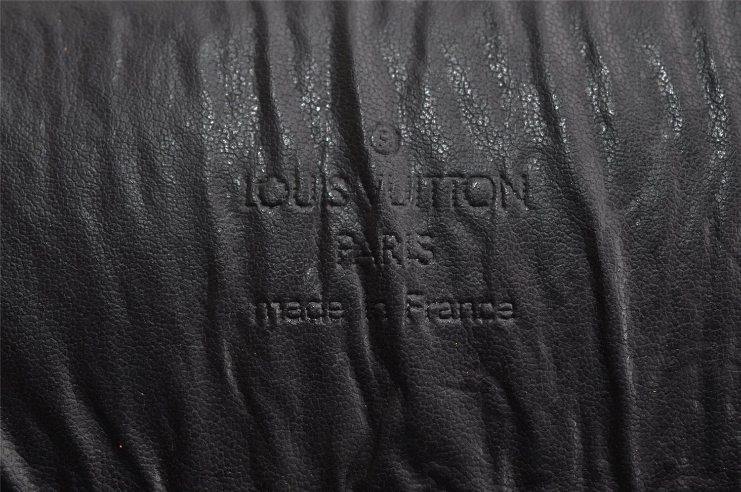 Authentic Louis Vuitton Taiga Serviette Kazan Briefcase Black M30802 LV 4016I