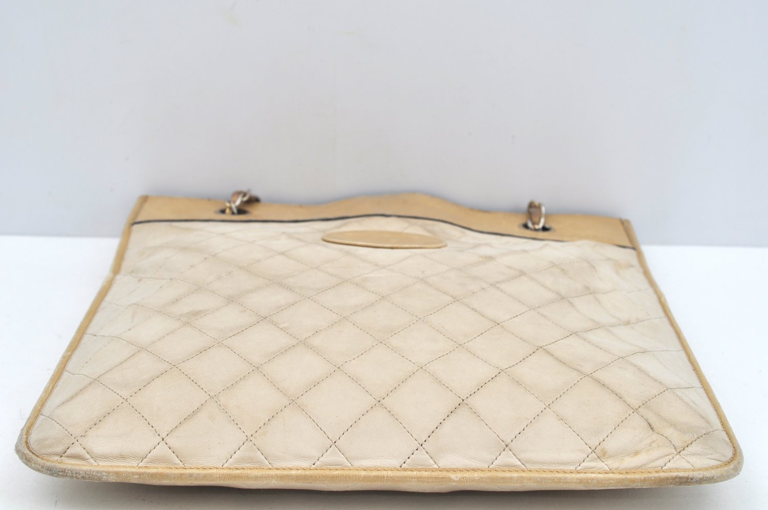 Authentic CHANEL Lamb Skin Matelasse Chain Shoulder Tote Bag Beige CC 4017J