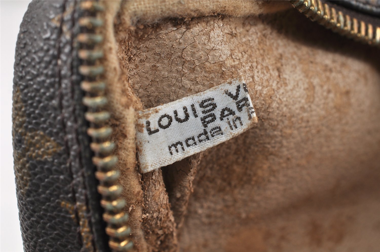 Auth Louis Vuitton Monogram Trousse Toilette 23 Clutch Bag M47524 LV Junk 4017K