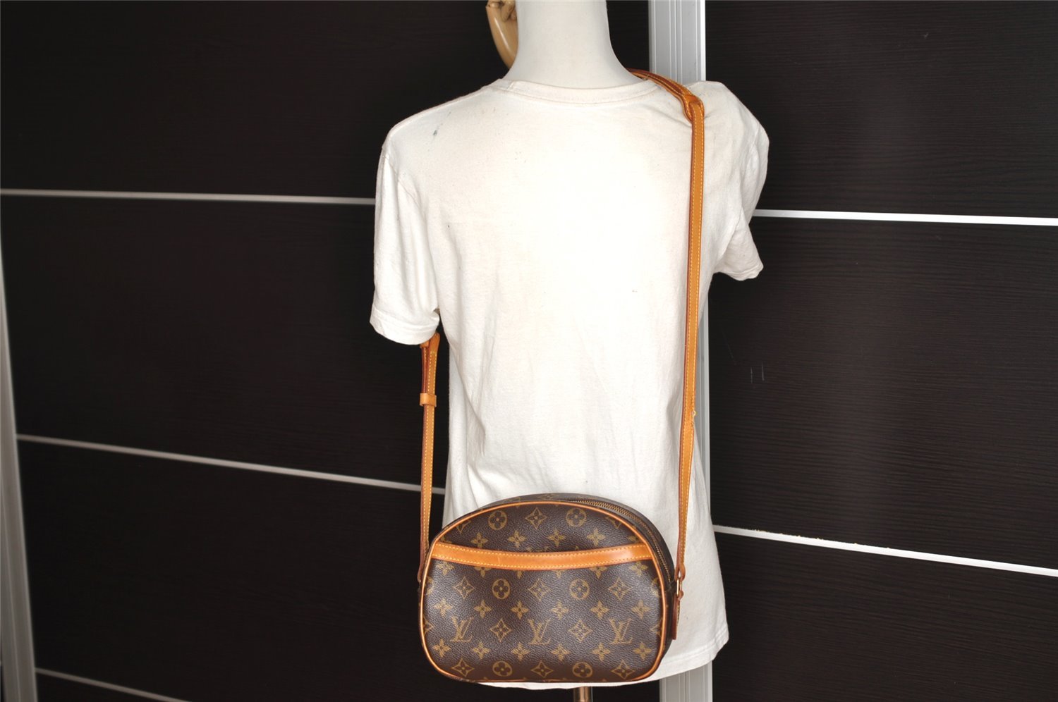 Authentic Louis Vuitton Monogram Blois Shoulder Cross Body Bag M51221 LV 4019J