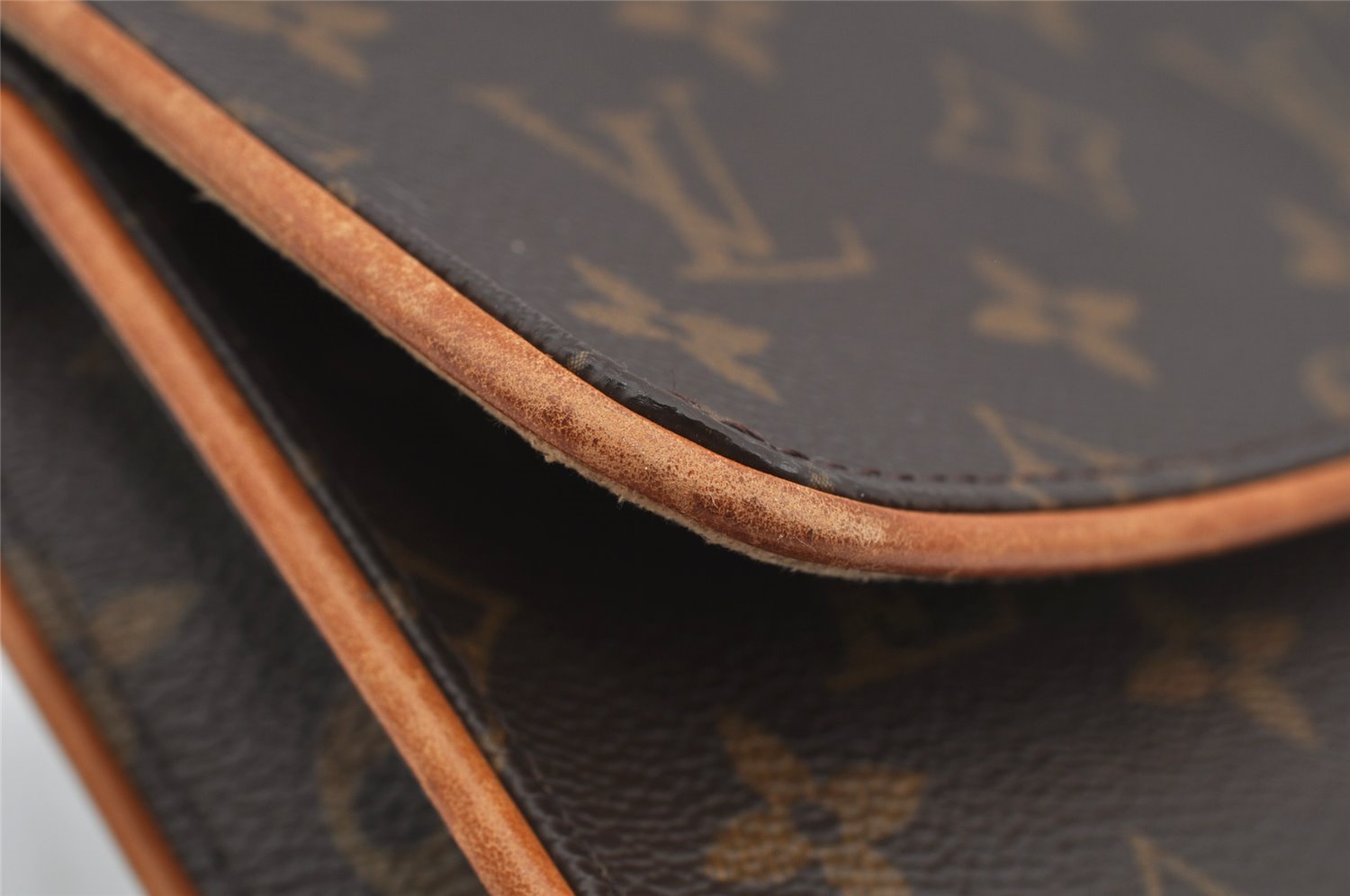 Authentic Louis Vuitton Monogram Pochette Twin GM Shoulder Bag M51852 LV 4020J