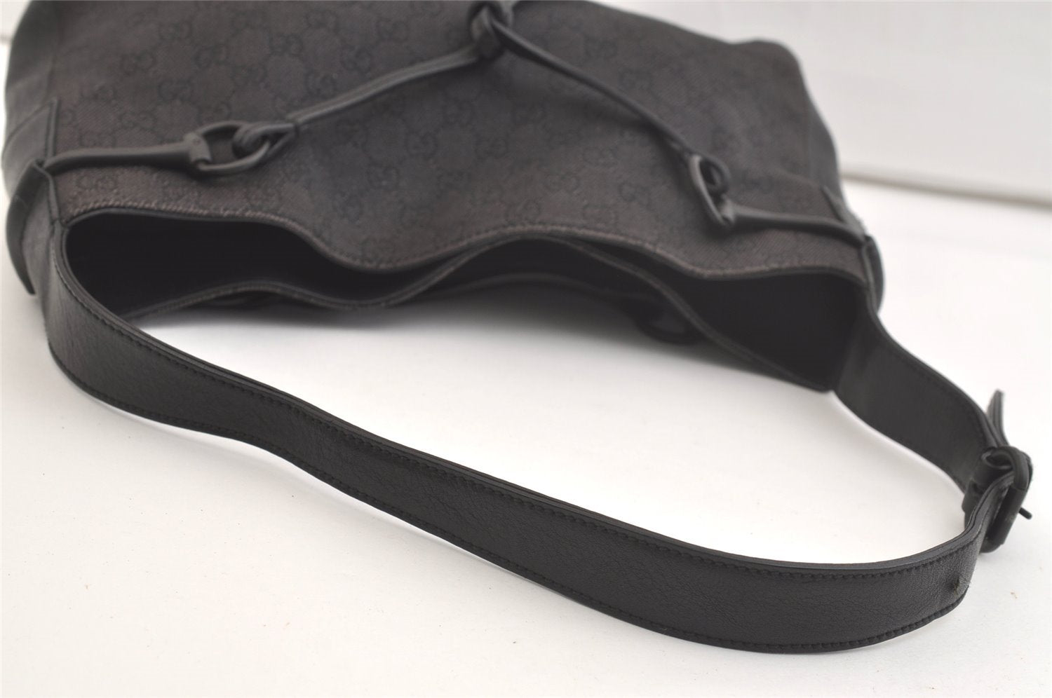 Authentic GUCCI Vintage Horsebit Shoulder Bag GG Canvas Leather Black 4020K