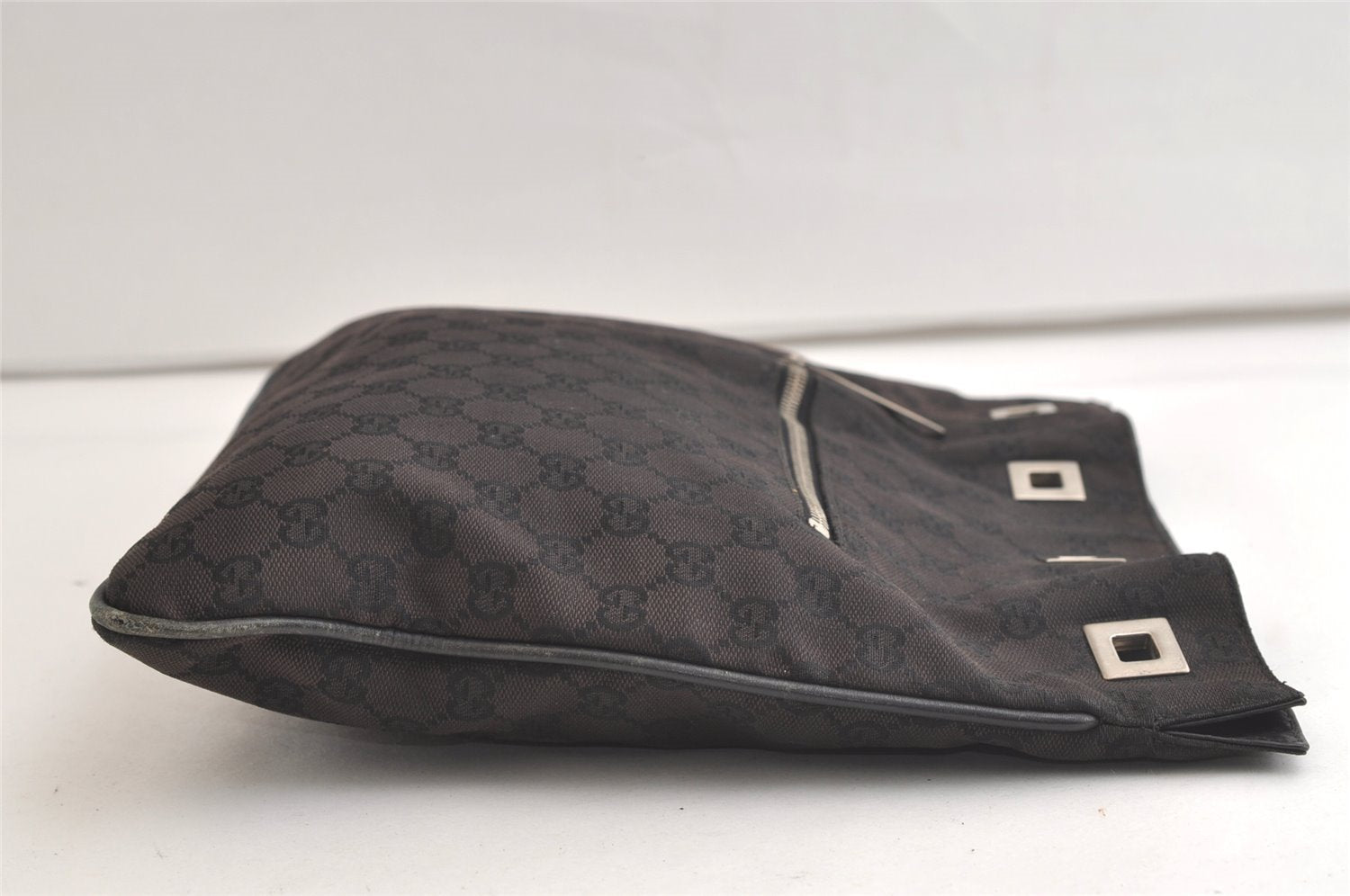 Authentic GUCCI Vintage Shoulder Drawstring Bag Canvas Leather Black Junk 4025K