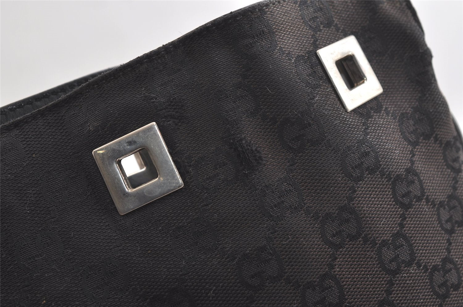 Authentic GUCCI Vintage Shoulder Drawstring Bag Canvas Leather Black Junk 4025K