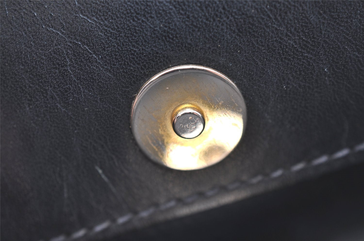 Authentic GUCCI Vintage Shoulder Cross Body Bag Purse Leather Black 4031I