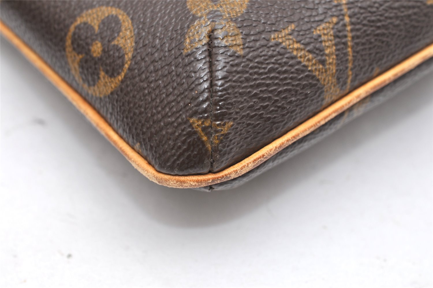 Authentic Louis Vuitton Monogram Partition Clutch Hand Bag Purse M51901 LV 4032K