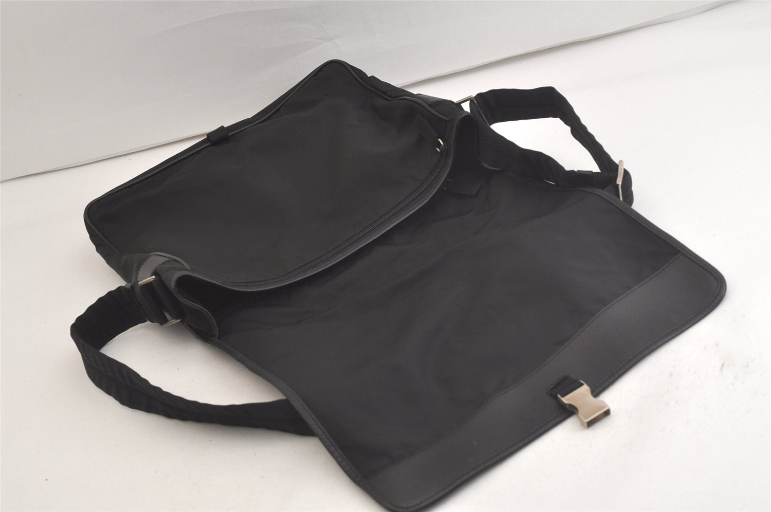 Authentic PRADA Nylon Tessuto Leather Shoulder Cross Body Bag Black 4033K