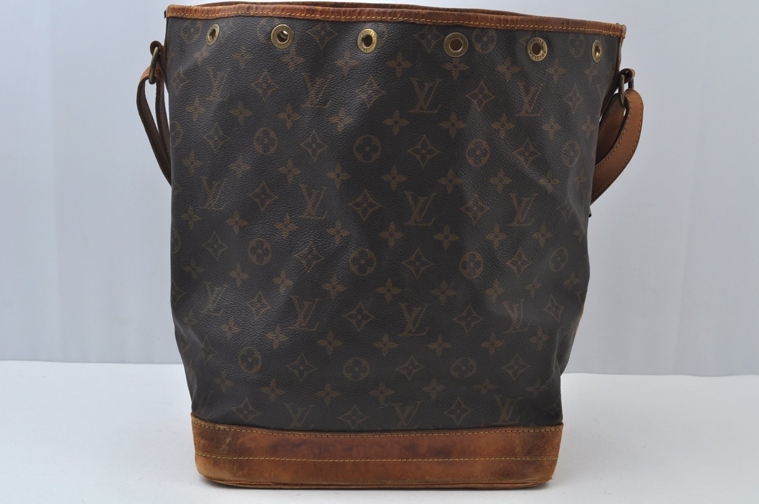 Authentic Louis Vuitton Monogram Noe Shoulder Drawstring Bag M42224 LV 4034I